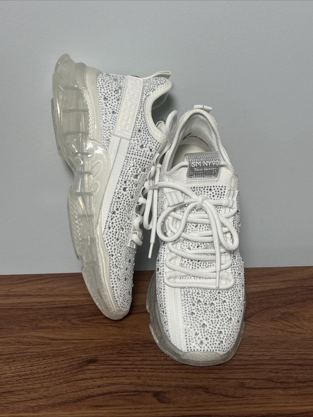 Steve Madden Women’s Size 10 White Rhinestone Crystal Chunky Sneakers NWOB